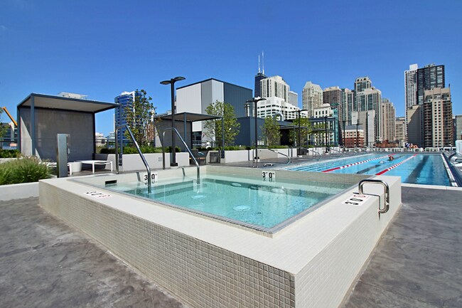 658 N Wells St, Chicago, IL 60654 - photo 7