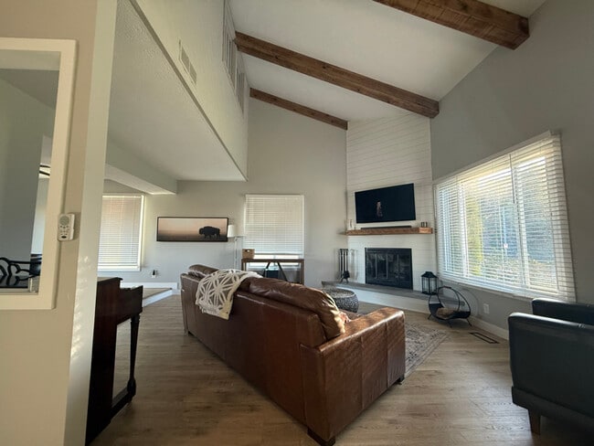 2305 S 165th St, Omaha, NE 68130 - photo 7