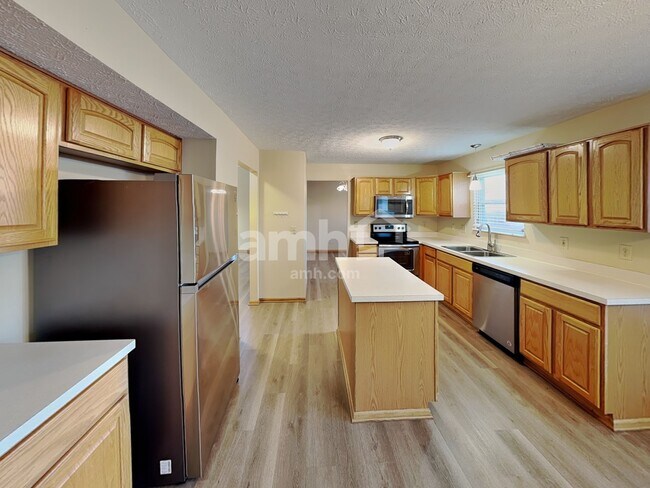 35 Wrens Nest Ct, Etna, OH 43062 - photo 3