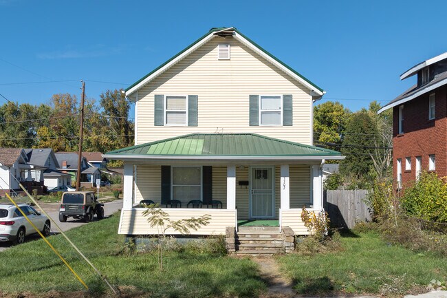 Home prices in Guyandotte range from $10,000 to $120,000.