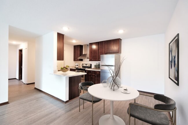 The Mendota-2050, West Saint Paul, MN 55118 - photo 5