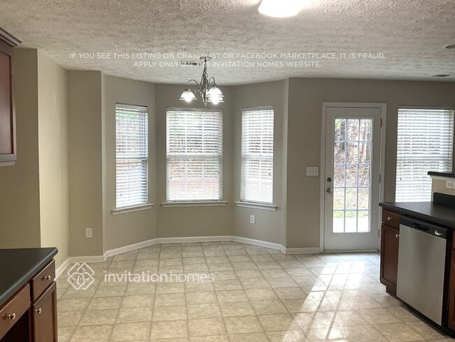 5411 Skylar Creek Ln NE, Buford, GA 30518 - photo 3