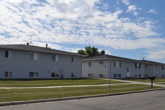 632 2nd Ave E unit 1, West Fargo, ND 58078 - photo 2
