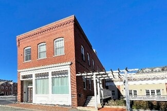 8 Barton Square Unit 2, Salem, MA 01970