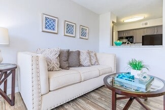 9416 E 65th St, Tulsa, OK 74133