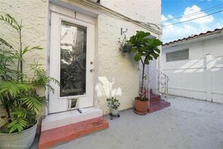 1678 SW 11th St, Miami, FL 33135