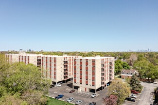 1005 Des Plaines Ave, Forest Park, IL 60130