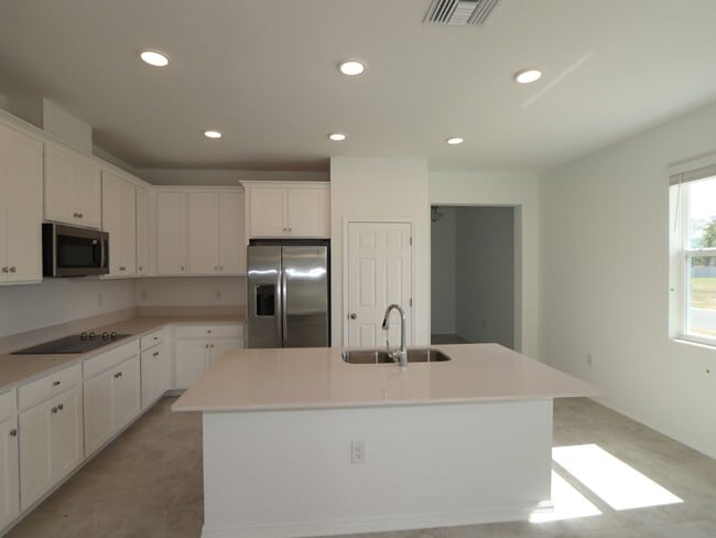 2233 Kalina Dr, Spring Hill, FL 34609 - photo 3