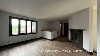 932 S Cleveland Ave, Sioux Falls, SD 57103