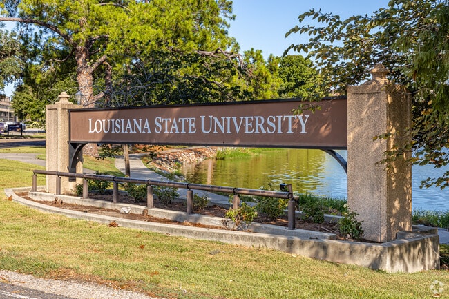 Over 35,000 students attend Louisiana State University, or LSU, in Highlands/Perkins.