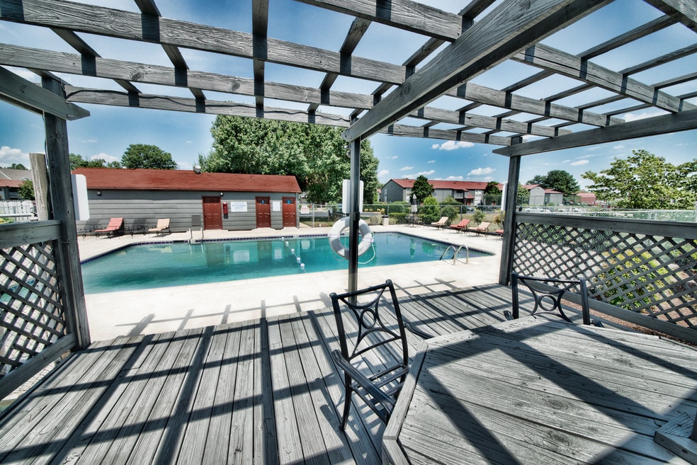 Ashford Terrace, Huntsville, AL 35816 - photo 1