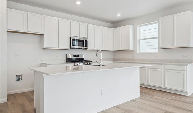 45916 Gentry Ave, Bennett, CO 80102 - photo 3