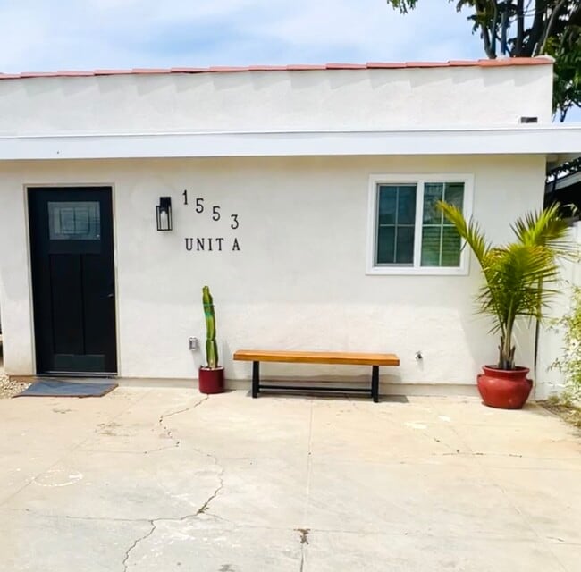 1553 W 106th St unit A, Los Angeles, CA 90047 - photo 2