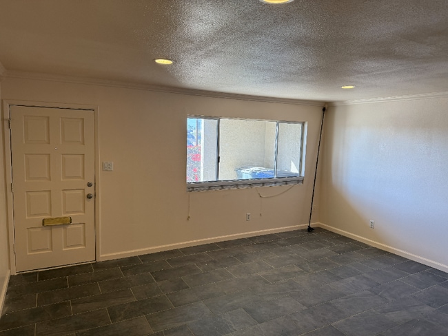 2803 S 1st Ave, Yuma, AZ 85364 - photo 3