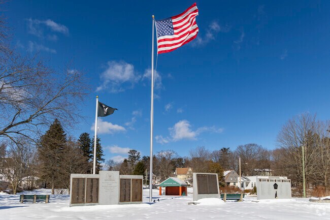 McGregor Park in the heart of Derry, has a war memorial dedicated to all those who served in the wars as well as plenty of green space to relax in.