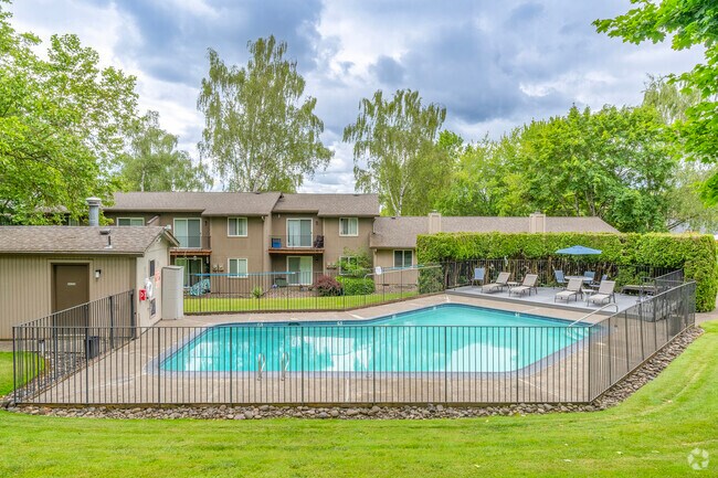 The Park at Greenway, Beaverton, OR 97008 - photo 6