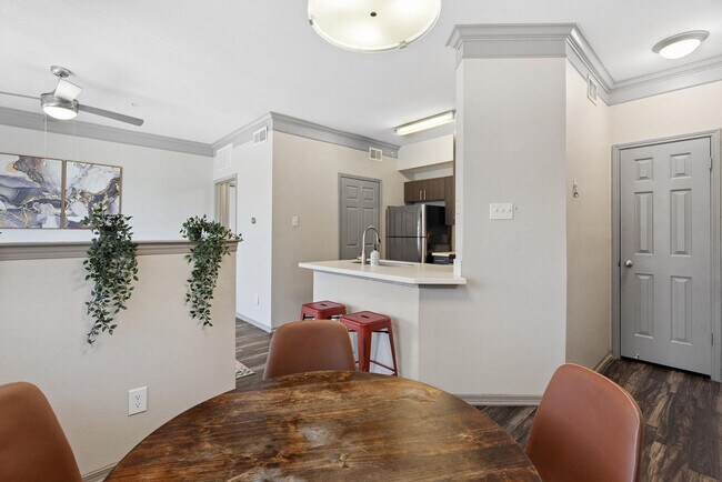 12100 Metric Blvd unit ID1343260P, Austin, TX 78758 - photo 5
