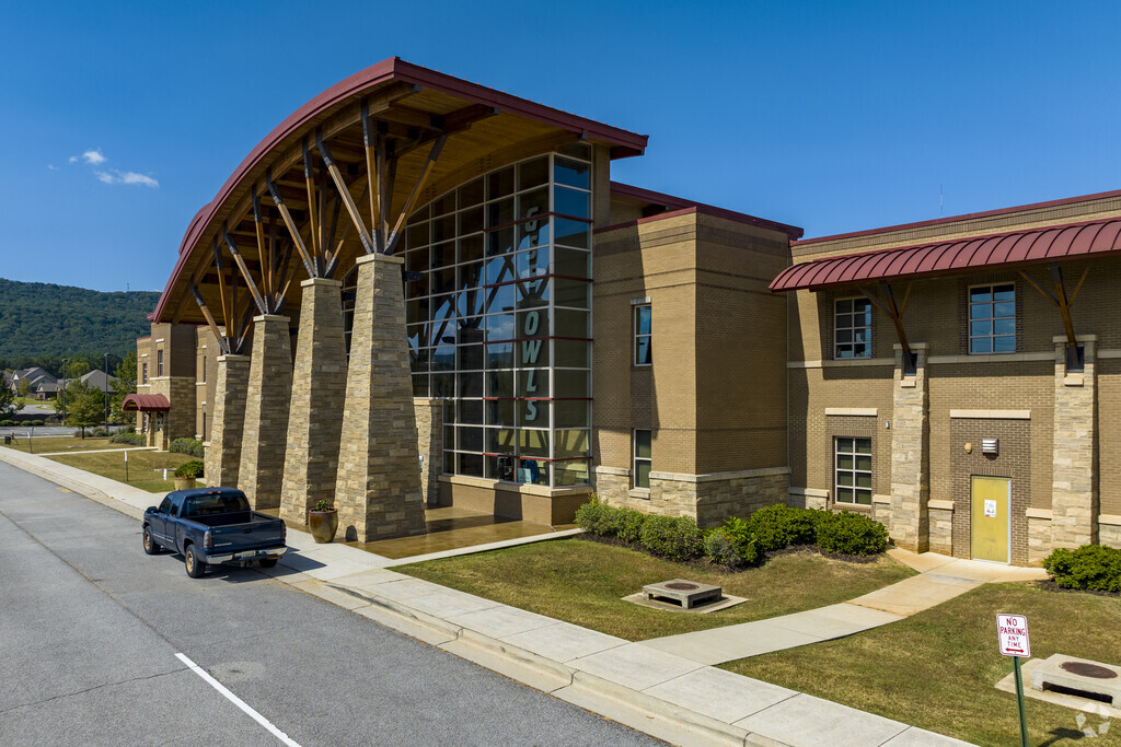 Goldsmith-Schiffman Elementary School is a K through 5th grade school in Owens-Crossroads.