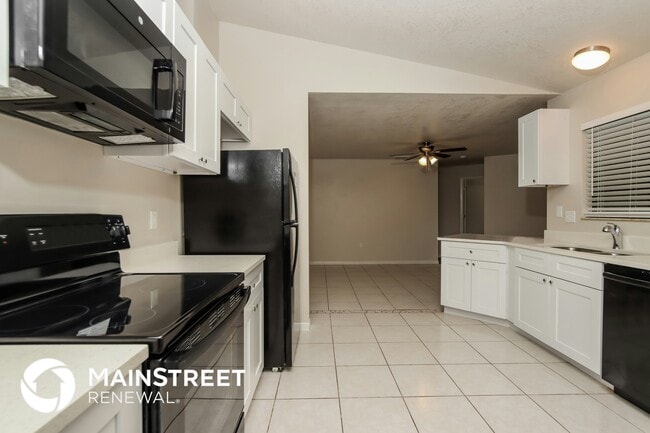 134 Inez St SE, Palm Bay, FL 32909 - photo 6