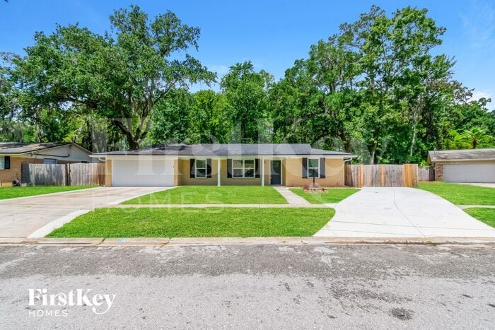 1270 Arbor Cir, Orange Park, FL 32073 - photo 1