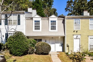 5729 Wells Cir, Stone Mountain, GA 30087