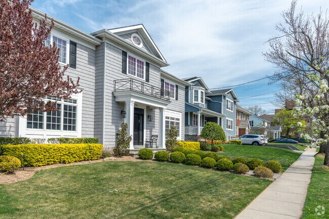 The Neighborhood has an Experience of Grandeur and Elegance