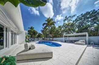 8100 SW 62nd Ct, South Miami, FL 33143