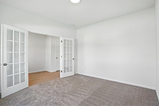 5761 Greenbrier Ct, Brownsburg, IN 46112 - photo 3