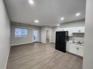 1833 Curtis Ave, Chariton, IA 50049