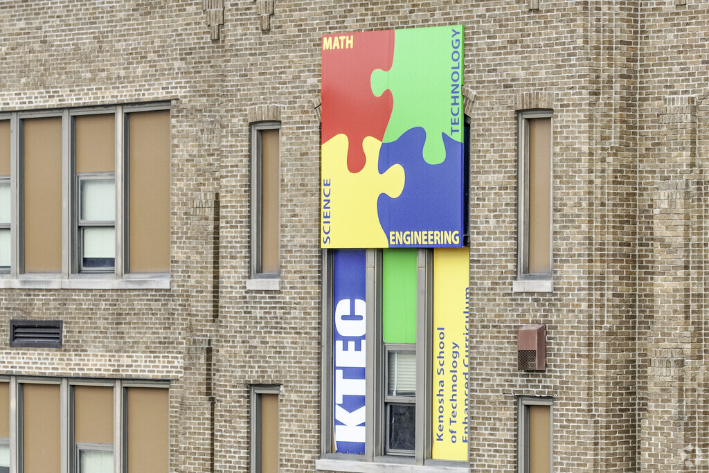 Kenosha School of Technology Enhanced Curriculum (KTEC) is highly rated in Kenosha.