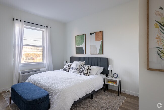 1BR, 1BA - 661-668SF