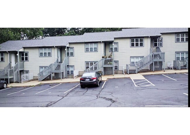 3227 Bishop St unit 3227-05, Cincinnati, OH 45220 - photo 3