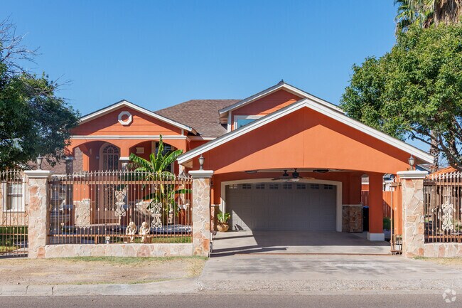 Homeowners express their style in Deer Run with colorful paint and decoration.