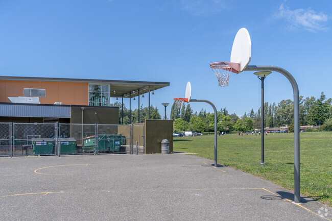Shuksan Middle School basketball court