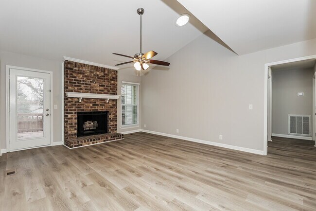 208 Legend Ct, Antioch, TN 37013 - photo 3