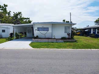 810 51st Ave W, Bradenton, FL 34207