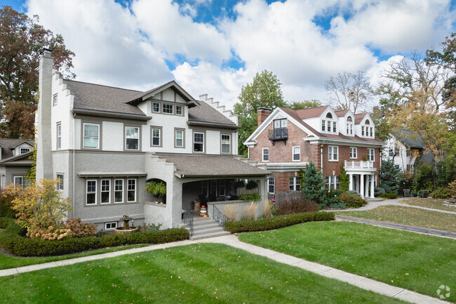 Spacious yards and plenty of square footage are two reason residents live in Forest Park.