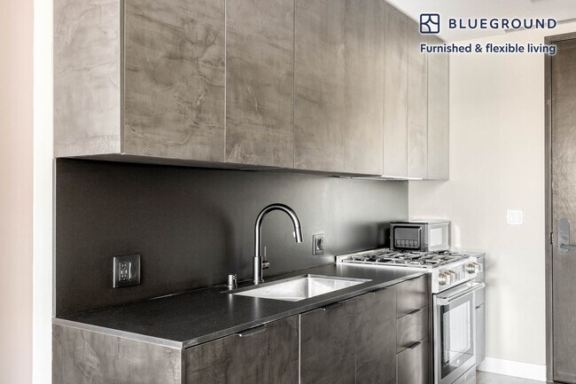 3667 Keystone Ave unit FL4-ID994, Los Angeles, CA 90034 - photo 7