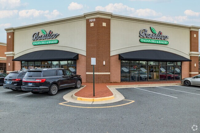 Basilico New York Deli is popular for on-the-go meals.