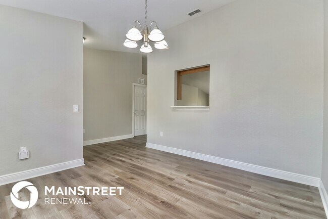 7960 Sugar Pine Blvd, Lakeland, FL 33810 - photo 4