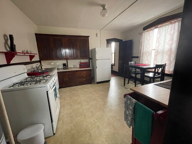 963 Lewisohn St unit 5A, Butte, MT 59701 - photo 3