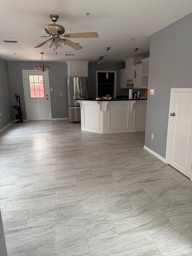 106 S 48th Ln unit 2, McAllen, TX 78501 - photo 3