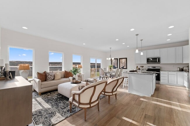 28905 Old Court Dr, Foristell, MO 63348 - photo 5