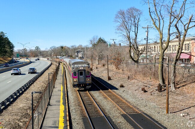 Auburndale residents have access to the MBTA Commuter Rail as well as quick access to Mass Pike.