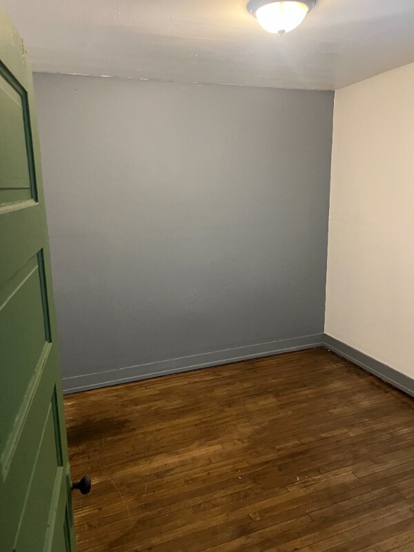 3242 N Achilles St unit 3242 N Achillies St, Milwaukee, WI 53212 - photo 6