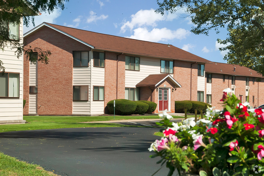 Community Manor Apartments - 176 Community Manor Dr, Rochester, NY ...