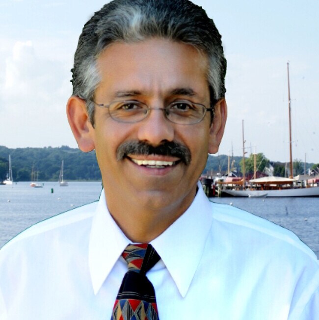 Dennis Billias