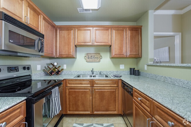 CASTELLINO AT LAGUNA WEST, Elk Grove, CA 95758 - photo 3