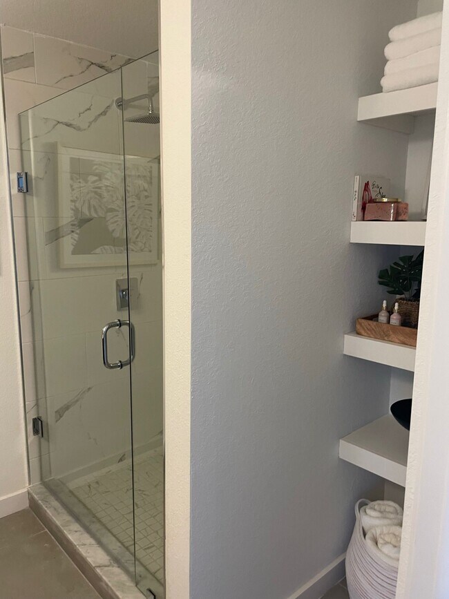 826 NW 12th St unit A1, Miami, FL 33136 - photo 7