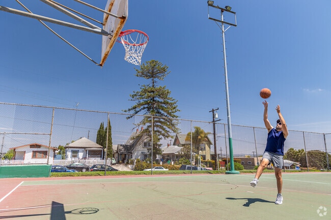 The full court basketball court at Grant Hill Park is popular with locals.